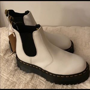 DR. MARTIN SMOOTH LEATHER PLATFORM CHELSEA BOOTS